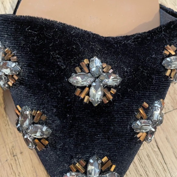 Black flats with embellishments! - Picture 2 of 7